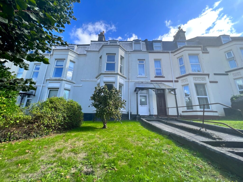 Rochester Road, Mutley, Plymouth, Devon, PL4 6HU